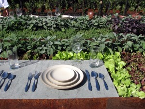 cornerstonetablesetting Late Show Demo Garden